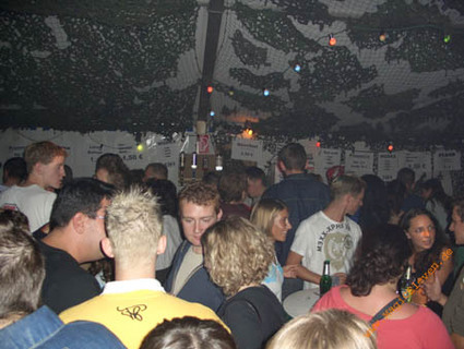 zltparty05_059.jpg