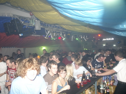 whitenight2007_074.jpg