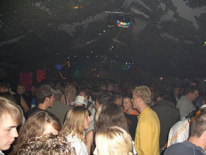 zltparty05_061.jpg