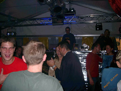 zltparty03_54.jpg