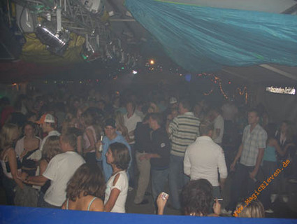 zltparty05_070.jpg