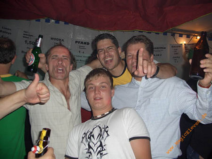 zltparty05_100.jpg
